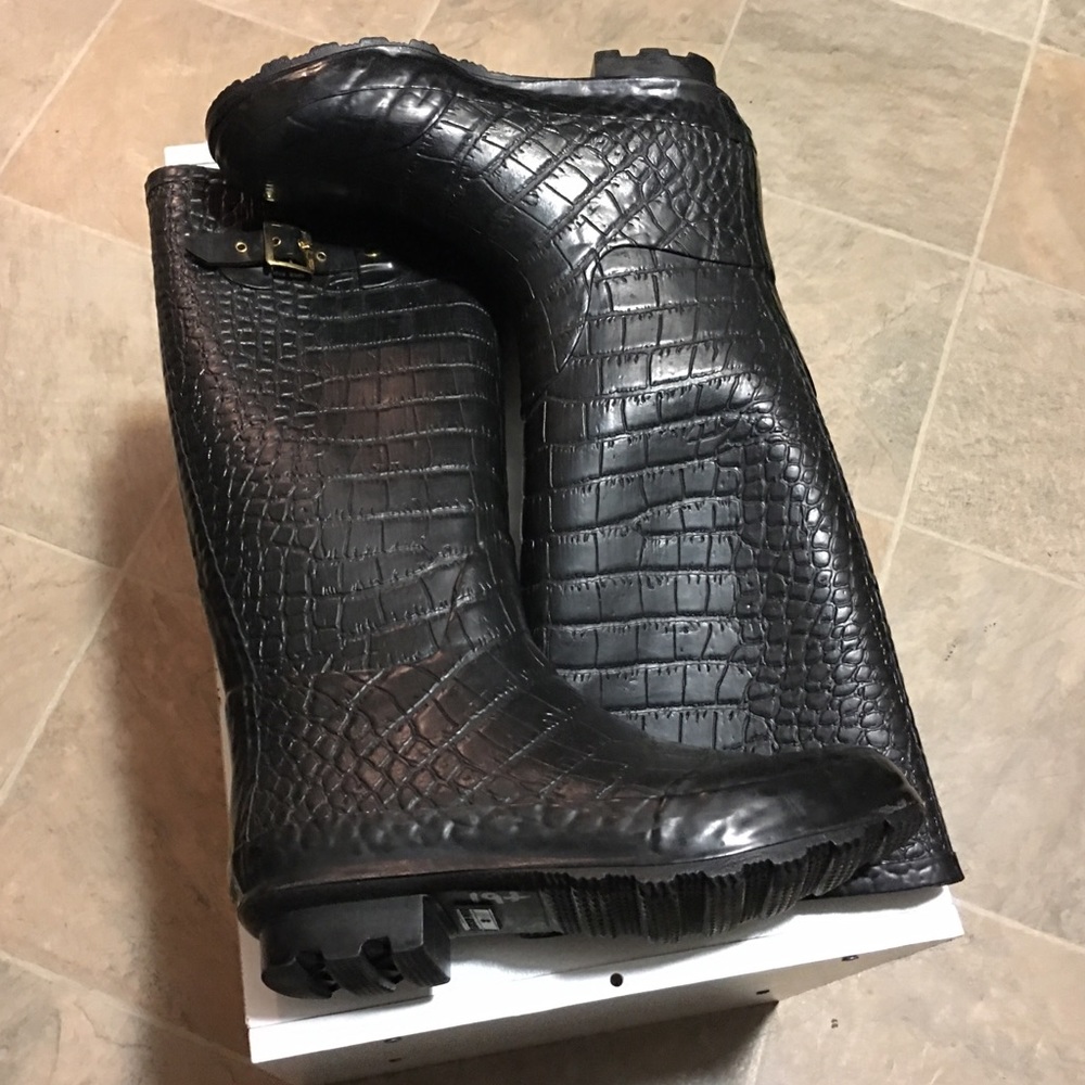 Khombu Black Rain boots, Size 8